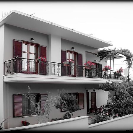 Nefeli Apartman Levídi Kültér fotó
