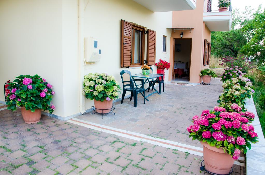 Nefeli Apartman Levídi Kültér fotó