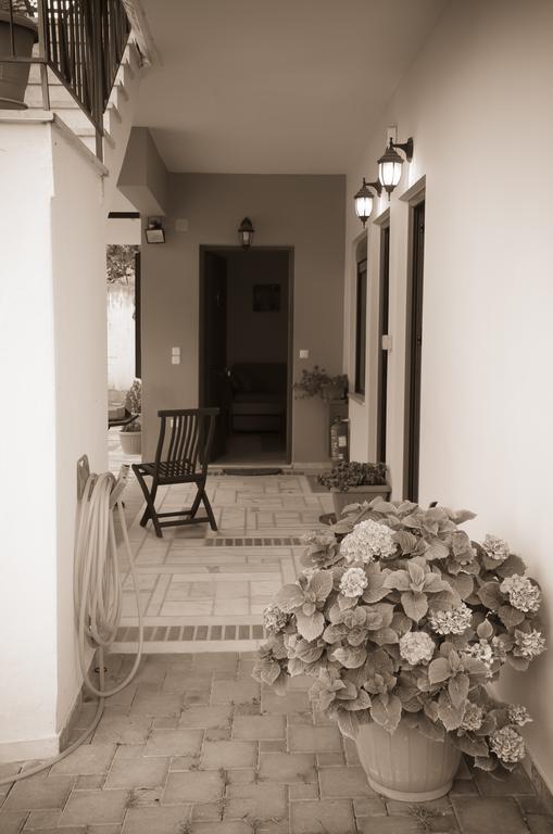 Nefeli Apartman Levídi Kültér fotó