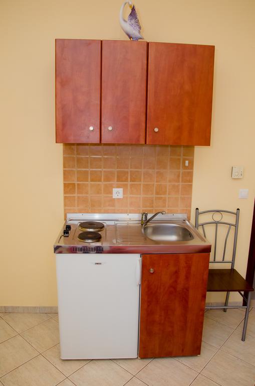 Nefeli Apartman Levídi Kültér fotó