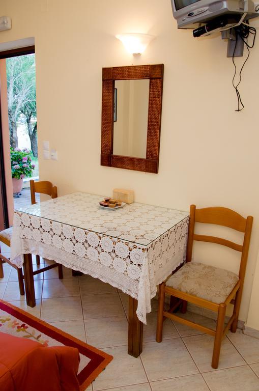 Nefeli Apartman Levídi Kültér fotó